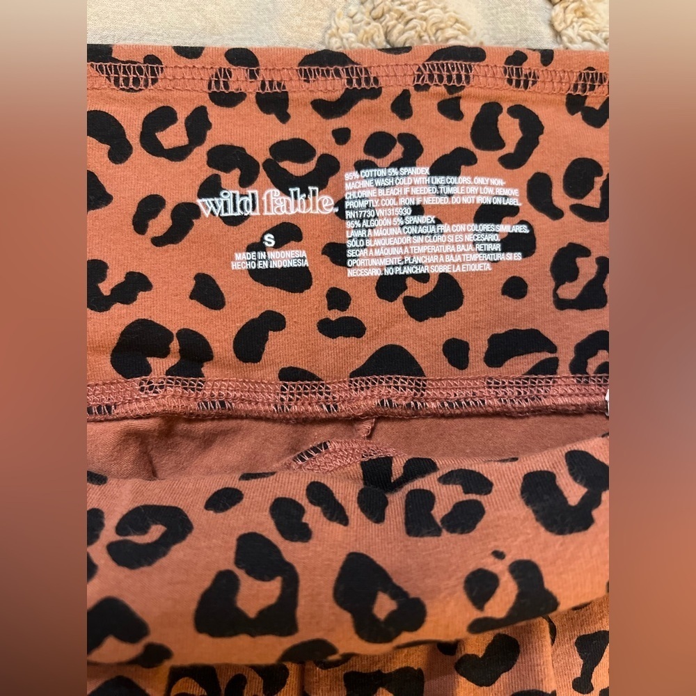 💥 2/$15!! High-Waist Wild Fable Leopard Print Leggings | Street to Lounge - Picture 4 of 7